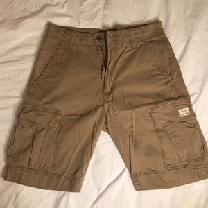 Men’s Levi’s Cargo Shorts 32 waist